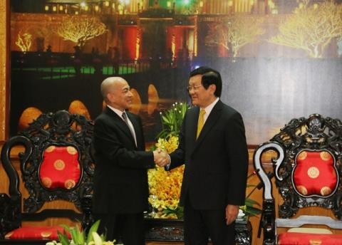 Việt Nam là người bạn lớn, láng giềng gần gũi và thân thiết của nhân dân Campuchia - ảnh 1